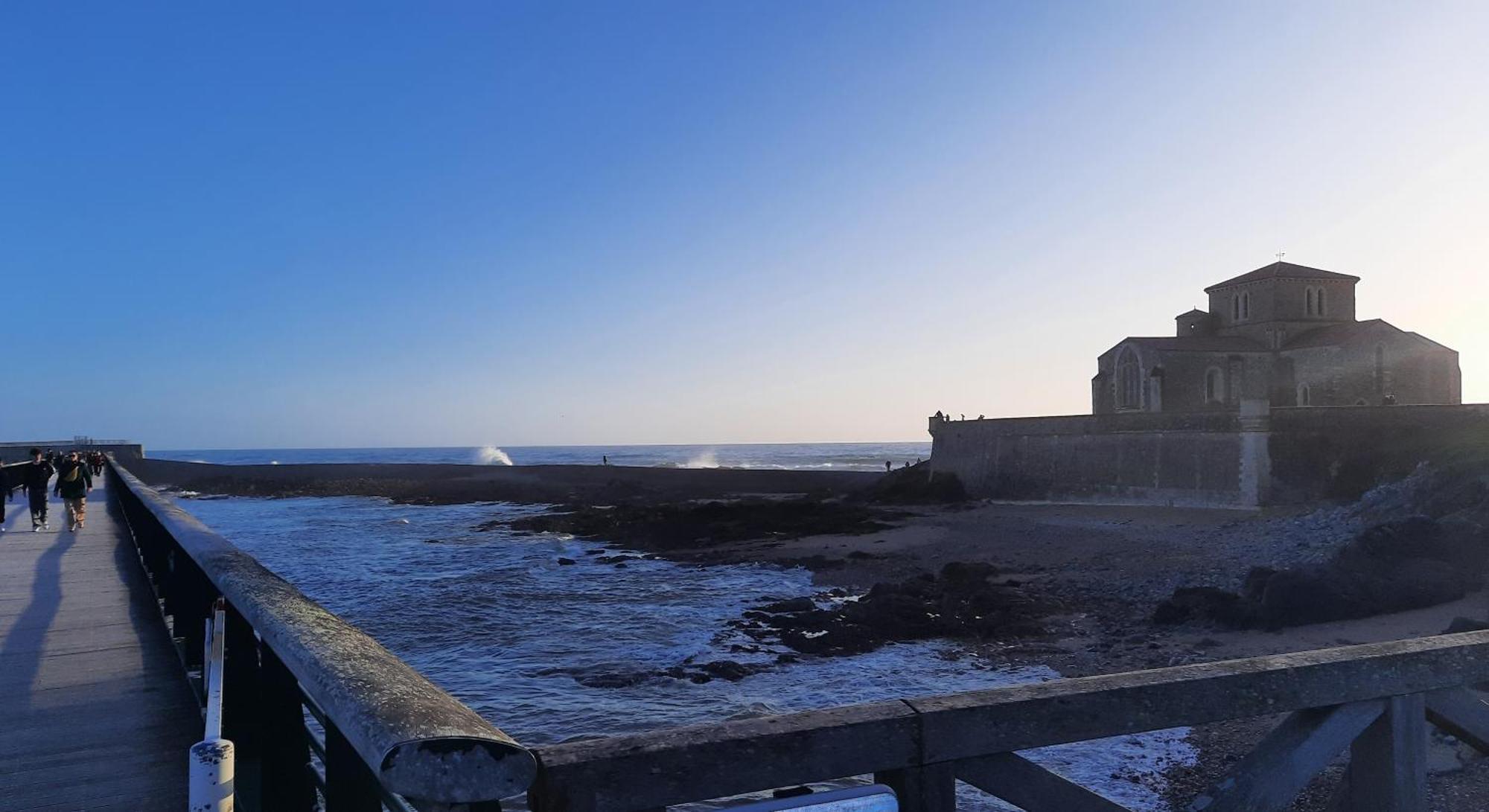 Maison De Pecheur Renovee Avec Cour Proche Du Port Les Sables-d'Olonne Bagian luar foto