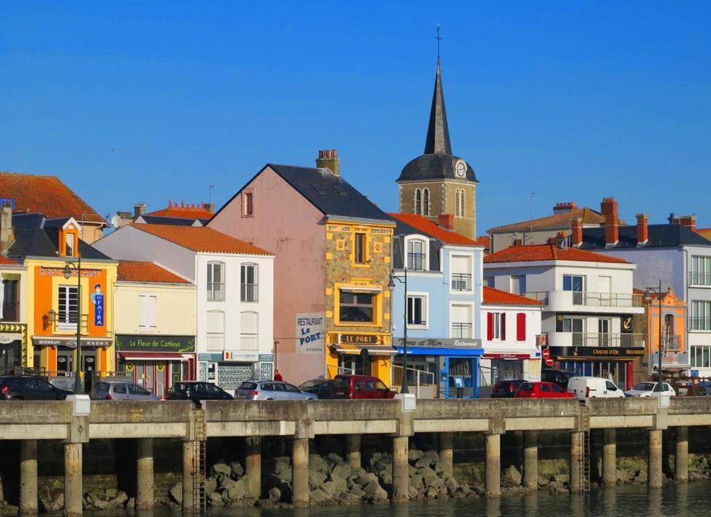 Maison De Pecheur Renovee Avec Cour Proche Du Port Les Sables-d'Olonne Bagian luar foto
